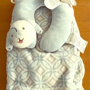 Plush Baby boy blanket and headrest NWT